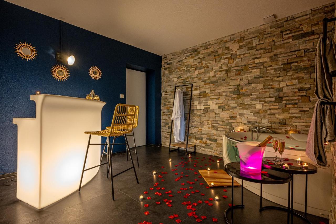 Appartement Cocon Relax - Jacuzzi - Cinema à Montbéliard Extérieur photo