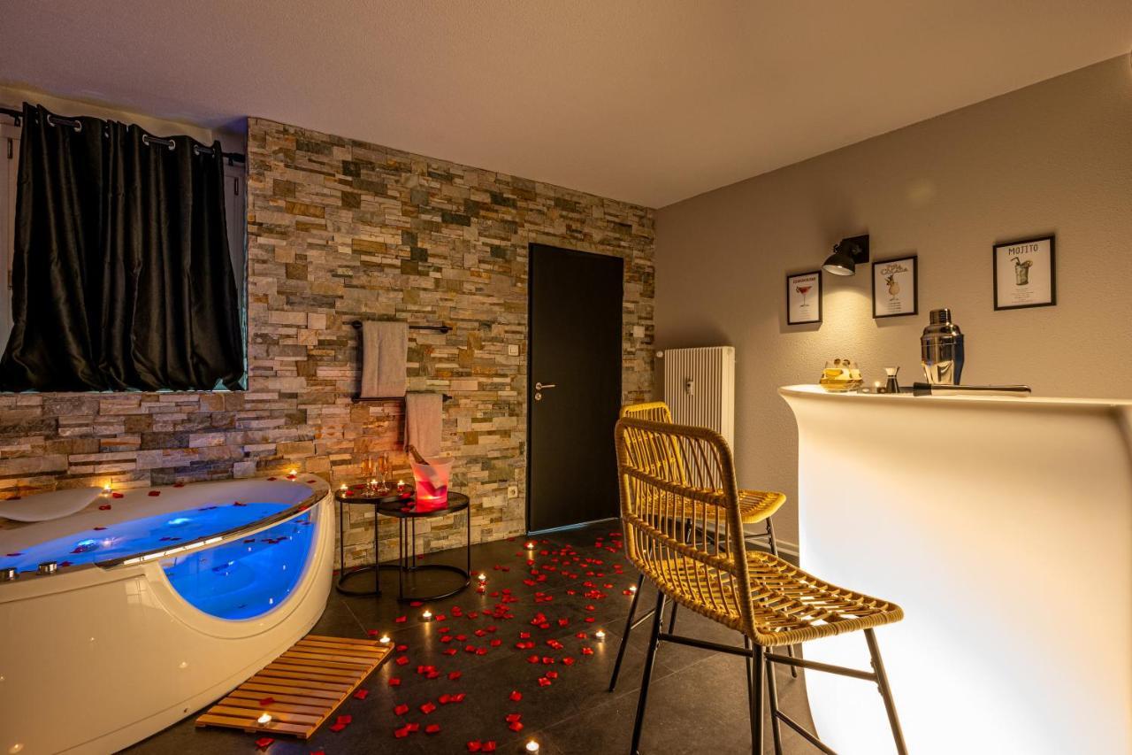 Appartement Cocon Relax - Jacuzzi - Cinema à Montbéliard Extérieur photo